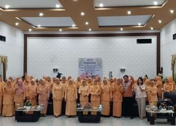Pengukuhan  Dharma Wanita Persatuan (DWP) unit pelaksanaan teknis kementrian pendidikan, kebudayaan, riset dan teknologi BPMP, BGP, Kantor Bahasa, LLDIKTI Wilayah XVI) provinsi Gorontalo masa bakti 2019-2024