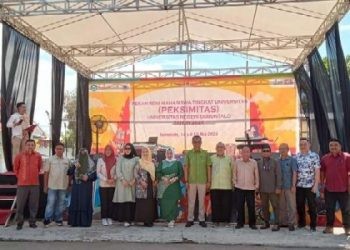 Fakultas Sastra dan Budaya (FSB) Universitas Negeri Gorontalo (UNG) kembali mengukir prestasi membanggakan dengan meraih Juara Umum pada ajang Pekan Seni Mahasiswa Daerah (Peksimitas) tahun 2024