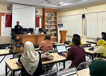 Kegiatan pelatihan penulisan artikel bagi dosen di Fakultas Ilmu Sosial UNG, Kamis (16/5/2024)