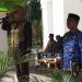 Bupati Merlan Uloli saat menjadi inspektur upacara pada Peringatan Hari Kebangkitan Nasional tingkat Kabupaten Bone Bolango, Senin (20/5/2024). (Foto Indra/Gopos)