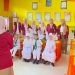 Mahasiswa Keperawatan UNG saat memberikan materi tentang pendidikan kesehatan di Sekolah Dasar di SDN 02 Bulango Timur, Kecamatan Bulango Timur, Kabupaten Bone Bolango, Selasa (28/5/2024).