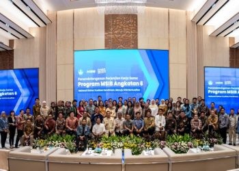 Peserta dan mitra MSIB saat foto bersama usai penandatanganan Perjanjian Kerjasama. (Foto Istimewa)