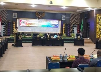 Rapat paripurna internal mengumumkan tina nama calon Pj Walikota Gorontalo di DPRD Kota Gorontalo, Senin (27/5/2024).(Foto Rama/gopos)