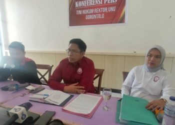 Tim Kuasa Hukum Rekor UNUGo saat melaksanakan konferensi pers, Rabu (1/5/2024). (Putra/Gopos)