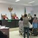 Sidang lanjutan agenda pemeriksaan saksi atas perkara tewasnya maba IAIN Sultan Amai Gorontalo, berlangsung di Pengadilan Negeri Gorontalo, Selasa (21/5/2024).(Sari/gopos)