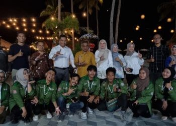 Kegiatan Monev Tim MSIB Pusat bersama mahasiswa magang MSIB Bappeda Litbang Bone Bolango. (F.Istimewa)