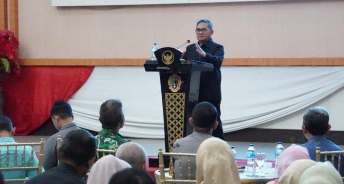 Kenaikan tarif air minum pada Perusahaan Umum Daerah Air Minum (Perumdam) Muara Tirta (MT) Kota Gorontalo mulai disosialisasikan kepada warga masyarakat.