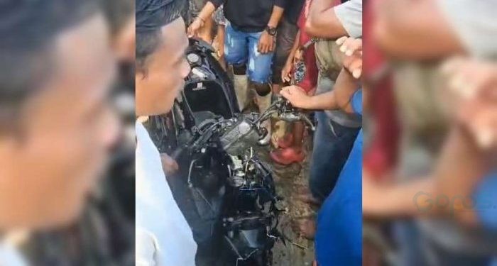 Motor salah seorang warga yang sebelumnya dikabarkan hilang bersama pemiliknya kini berhasil ditemukan, Senin (24-6-2024).