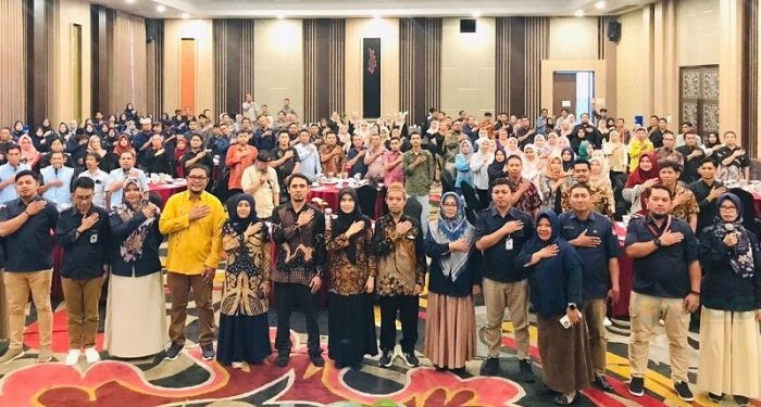 Foto pelaksanaan bimtek verifikasi faktual yang diikuti oleh PPS dan PPK serta perwakilan masing-masing bakal calon perseorangan, digelar di Hotel Aston, Sabtu (1/6/2024).(Rama/Gopos)