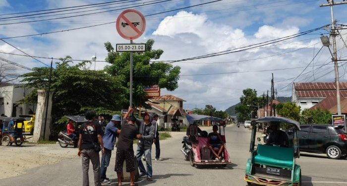 Breaking News: Warga Tanggida’a Blokade Jalan, Kontainer Dilarang Melintas