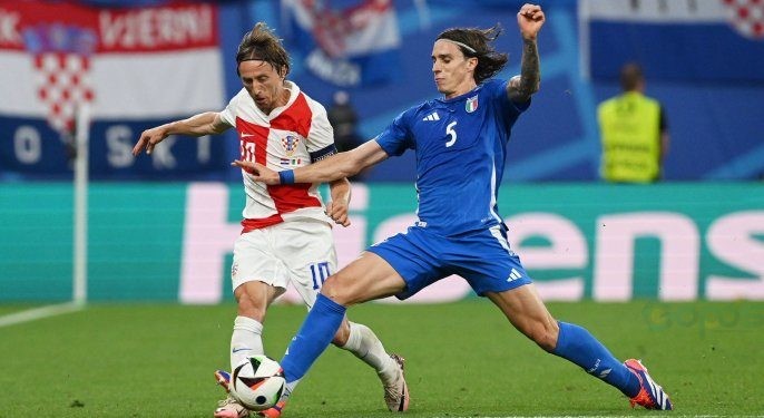 Foto Akun Twitter Italy