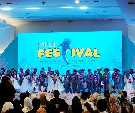 Brilli Kids Leadership School menyelenggarakan kegiatan Festival dan Drama Musikal terkait pelestarian alam yang dirangkaikan dengan Farewell Party di Hotel Fox, Kota Gorontalo, Sabtu 22-6-2024.