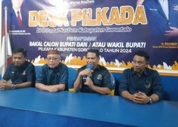 Konferensi pers Sofyan Puhi dan partai NasDem Kabupaten Gorontalo, Ahad (2/6/2024). (Foto Abin/gopos)