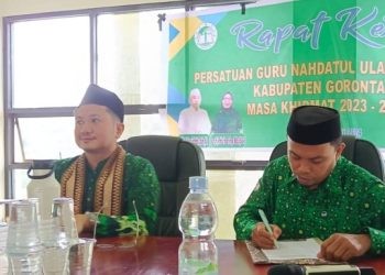 Ketua Pergunu Kabupaten Gorontalo Dr. Habibie Yusuf memimpin Raker Pergunu