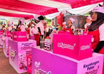 Bright Gas Cooking Competition (BGCC) 2024 yang kini hadir di Manado mendapatkan antusiasme tinggi dari puluhan peserta. Para chef rumahan memadati Area Taman Kesatuan Bangsa Kota Manado sejak pagi, Sabtu (13/7/2024). 