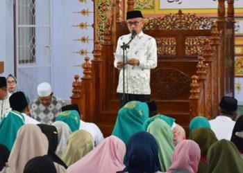 Bupati, Saipul Mbuinga menuju Mess Haji dan akan bergabung dengan Kelompok Terbang (kloter) 12 Provinsi Gorontalo pada musim haji tahun 2024.