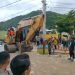 Satu alat berat sudah tiba di lokasi untuk membersihkan sisa material pasca banjir di Kelurahan Talumolo, Kecamatan Dumbo Raya, Kota Gorontalo.(Foto Putra/gopos)