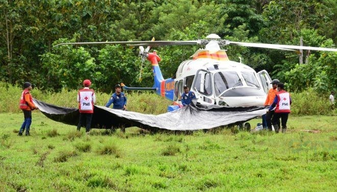 Satu unit helikopter milik Polri disiagakan di lokasi posko. (Foto: Haris/diskominfotik)
