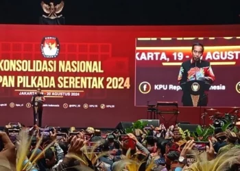 Presiden Joko Widodo menghadiri acara Konsolidasi Nasional Kesiapan Pilkada Serentak 2024 di Jakarta Convention Center, Jakarta, Selasa (20/8/2024). (ANTARA)