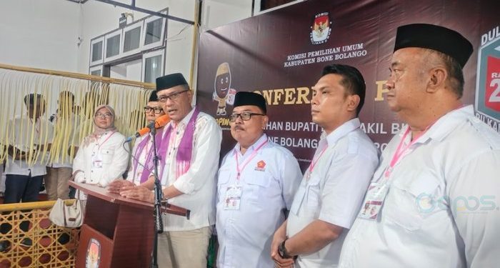 Paket AMIN yang diusung Partai Gerindra resmi mendaftar di KPU Bone Bolango, Selasa (27/8/2024).(Foto Putra gopos)
