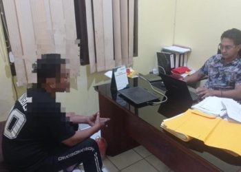 Terduga pelaku penggelapan BPKB perusahaan pembiayaan di Kota Gorontalo.