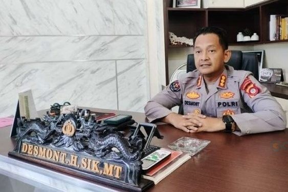 Kabid Humas Polda Gorontalo Kombes Pol Desmont Harjendro AP