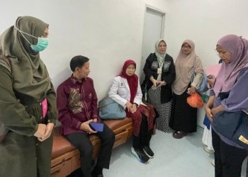 Kadinkes Gorontalo Dampingi Pasien Penerima Bantuan Implan Koklea Presiden RI