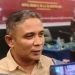 Komisioner KPU Provinsi Gorontalo, Opan Hamsah diwawancarai awak media saat kegiatan Rapat Kerja Pengelolaan Media Sosial Sebagai Upaya Peningkatan Partisipasi Masyarakat Pemilih Pada Pilkada Serentak Tahun 2024 Bagi KPU Kabupaten Kota dan PPK Se-Provinsi Gorontalo, Jumat (2-8-2024).