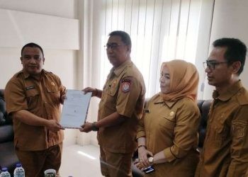 Setwan Bone Bolango Terima SK Pelantikan Anggota DPRD Terpilih