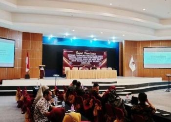 KPU Provinsi Gorontalo melaksanakan Rapat Koordinasi Bersama Stakeholder dalam rangka persiapan pendaftaran calon Gubernur dan Wakil Gubernur, Bupati dan Wakil Bupati, serta Walikota dan Wakil Walikota tahun 2024. 