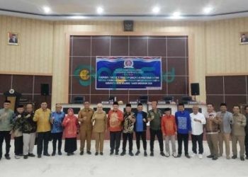 Rapat Paripurna DPRD Kabupaten Bone Bolango Paripurna Tingkat II Terhadap Ranperda Tentang Perubahan Anggaran Pendapatan dan Belanja Daerah Kabupaten Bone Bolango tahun Anggaran 2024, Senin (12-8-2024).