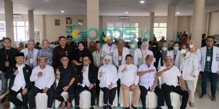 Komisi Pemilihan Umum (KPU) Kabupaten Bone Bolango mulai melaksanakan pemeriksaan kesehatan terhadap 4 Calon Kepala Daerah (Cakada) di Pilkada 2024.