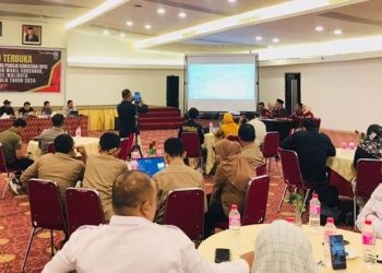 Rapat Pleno Terbuka Rekapitulasi dan Penetapan DPS Pemilihan Gubernur, Wakil Gubernur, Walikota dan Wakil Walikota 2024 di Hotel Fox Kota Gorontalo,  Ahad (11/8/2024). (Rama/Gopos)