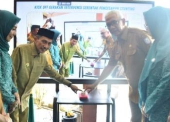 BUpati Gorontalo, Nelson Pomalingo bersama Pj Gubernur Gorontalo, Rudy Salahudin saat lounching Lapak Sate. (Foto:Istimewa)