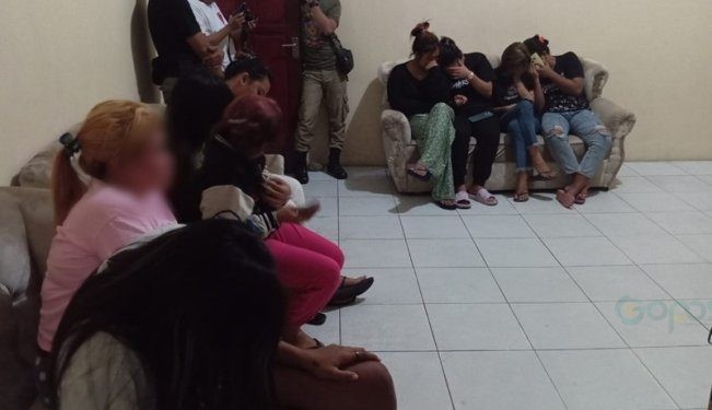 Sembilan wanita tanpa identitas diamankan Satpol PP Pohuwato dari beberapa tempat hiburan malam. (Foto Yusuf/gopos)