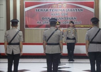 Suasana sertijab Karo SDM dan pelantikan Ka SKPT oleh Kapolda Gorontalo.(Foto Humas)
