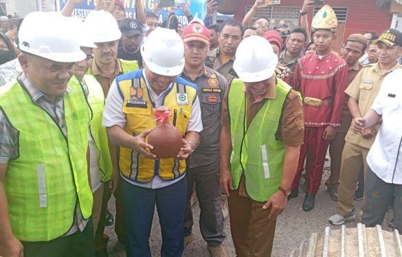 Peresmian konservasi perbaikan ruas jalan trans sulawesi Duhiadaa-Imbodu, Kabupaten Pohuwato, Selasa (13/08/2024) (Yusuf/Gopos)