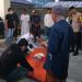 Seorang pria tidak dikenal ditemukan tewas di parkiran Masjid Agung Limboto dan saat ini telah dievakuasi ke RS Bhayangkara Gorontalo, Kamis (29/8/2024).(Foto Abin gopos)