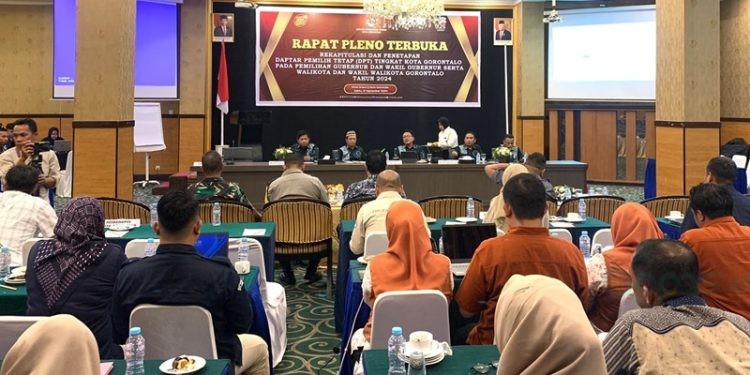 Rapat pelaksanaan penetapan DPT di Hotel Grand Quality Sabtu (21/9/2024) (Foto Rama/Gopos)