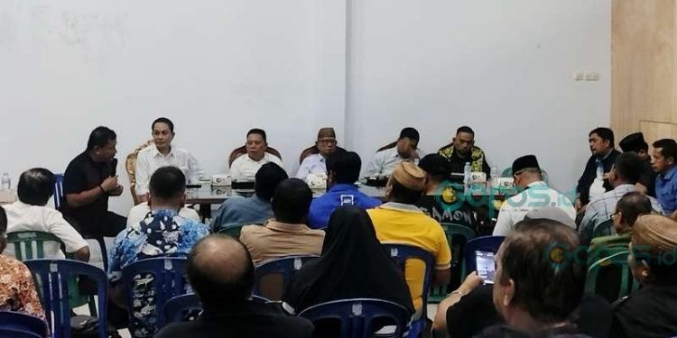 Tim Pengusung Pasangan IRIS (Ismet Mile-Risman Tolingguhu) yakni partai Golkar dan Demokrat serta partai pendukung non parlemen dan para relawan mulai menyusun strategi pemenangan, Senin malam (3-9-2024).