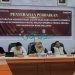 Komisi Pemilihan Umum (KPU) Kabupaten Bone Bolango menerima berkas perbaikan persyaratan administrasi Paslon Amran Mustapa dan Irwan Mamesa (AMIN) serta Ismet Mile-Risman Tolingguhu (IRIS).