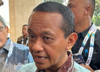 Menteri Energi dan Sumber Daya Manusia (ESDM) Bahlil Lahadalia ditemui usai menghadiri pembukaan Indonesia International Geothermal di Jakarta Convention Center, Rabu (18/9/2024). (ANTARA/Maria Cicilia Galuh)