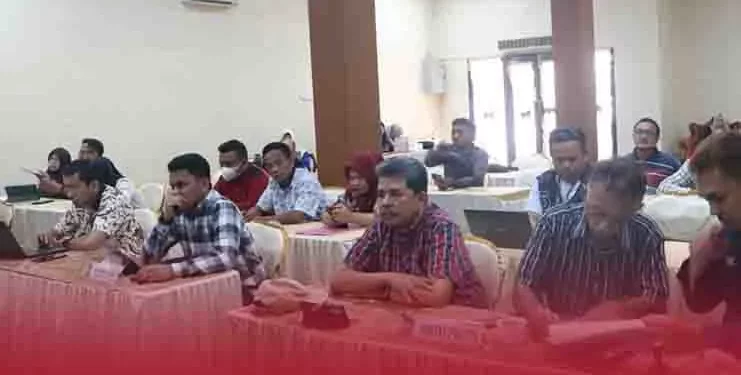 Suasana sosialisasi tahapan pencalonan pemilihan Gubernur dan Wakil Gubernur Gorontalo, Bupati dan Wakil Bupati Gorontalo Utara Tahun 2024 di Gedung Graha Anbril Kwandang