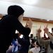 Kegiatan pelatihan bahasa isyarat yang digelar Teman Tuli Jambi sebagai salah satu upaya untuk mengajarkan bahasa isyarat kepada masyarakat luas (ANTARA/Tuyani)