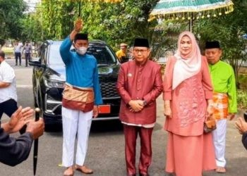 Upacra adat mopotilolo dalam rangka mneyambut Pjs Bupati Gorontalo, Syukri Botutihe.