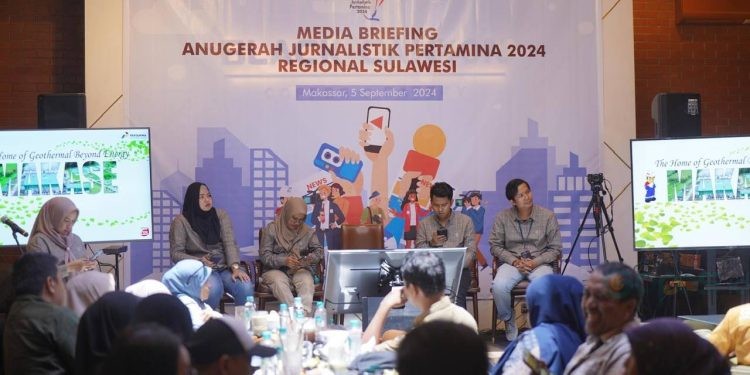 kegiatan media briefing kepada wartawan seluruh Sulawesi dalam rangka Anugerah Jurnalistik Pertamina (AJP) 2024. Kegiatan digelar secara hybrid di kota Makassar pada kamis (5/9) dengan menghadirkan narasumber dari PT Pertamina (Persero), PT Pertamina Geothermal Energy (PGE) Lahendong,
