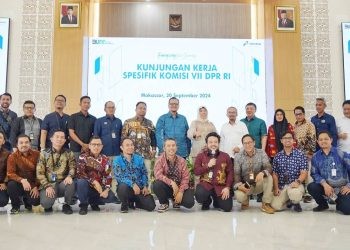 Kunjungan Kerja Spesifik Komisi VII DPR RI yang diketuai oleh Dr. Ir. Hj. Andi Yuliani Paris, M.Sc beserta anggota. Pada kunjungan tersebut dari Pertamina diterima langsung oleh Direktur Manajemen Risiko PT Pertamina Patra Niaga beserta Executive General Manager PT Pertamina Patra Niaga Regional Sulawesi beserta Tim Manajemen di kantor Pertamina Jl.Garuda No.1 Makassar pada Jumat (20/9).