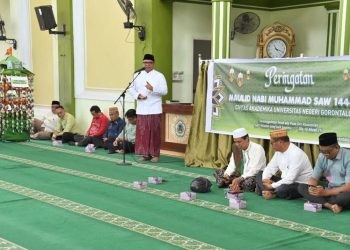 Perayaan Maulid Nabi oleh Civitas UNG di Masjid Sabilurarsyad. (Foto: UNG)
