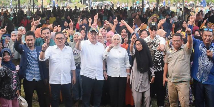 Kampanye pasangan Toni dan Marten taha