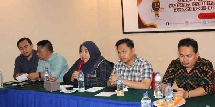 Komisi Pemilihan Umum Kabupaten Bone Bolango Gelar Rapat Persiapan Debat Publik Pasangan Calon Peserta Pemilihan Bupati dan Wakil Bupati Bone Bolango Tahun 2024, Sabtu 12/10/2024.